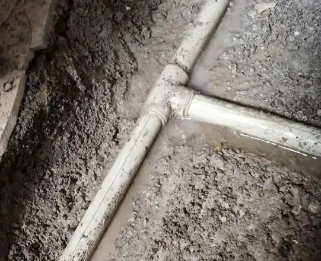 马尾漏水维修电话
